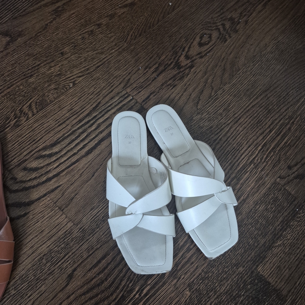 Zara Cream Women's Sandals